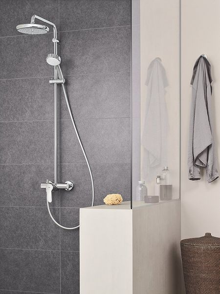 Душевая система настенного монтажа Grohe Tempesta 26224001 26224001 фото