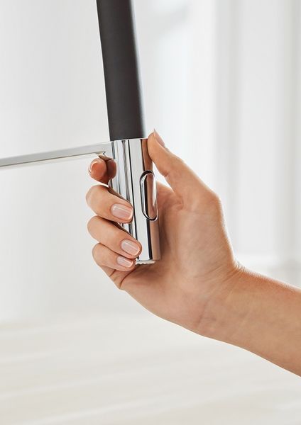Смеситель для кухни с гибким изливом Grohe Feel 31489000 31489000 фото